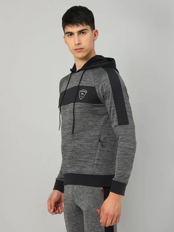 Men Melange Slim Fit Hooded sweatshirt with TECHNO GUARD - Image 5