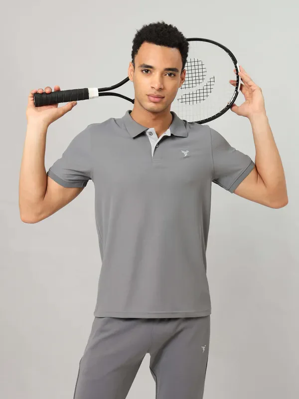 Men Solid Slim Fit Polo T-shirt with MATPIQ - Image 2