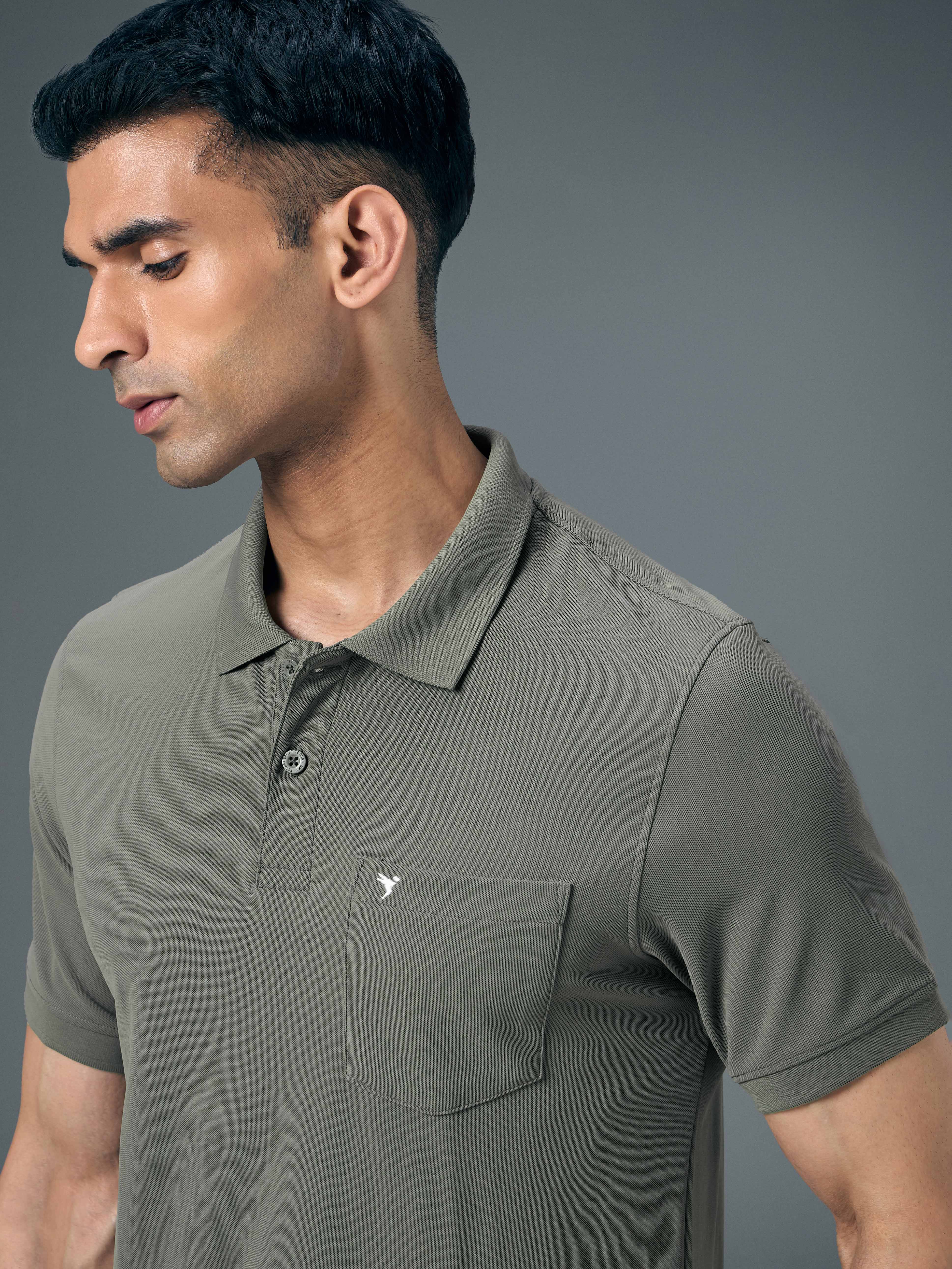 Men Solid Slim Fit Polo T-shirt with MATPIQ - Image 6
