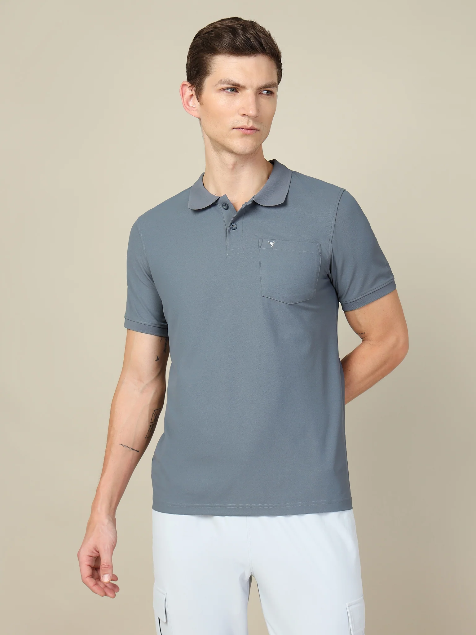 Men Solid Slim Fit Polo T-shirt with MATPIQ