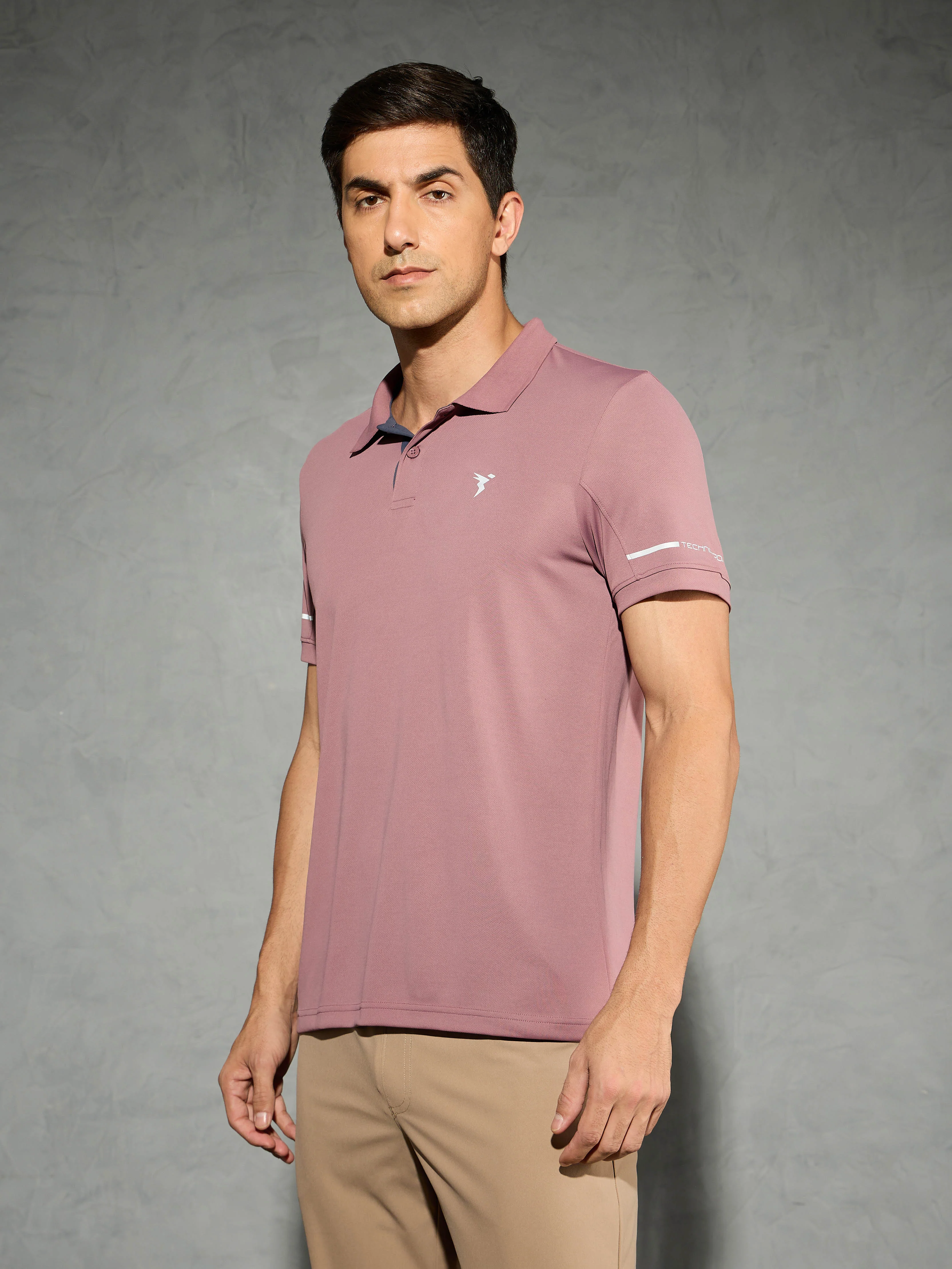 Men Solid Slim Fit Polo T-shirt with TECHNO COOL+ - Image 4