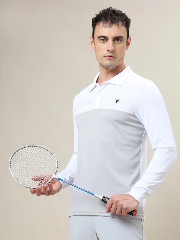 Men Colorblock Slim Fit Polo T-shirt with TECHNO COOL+