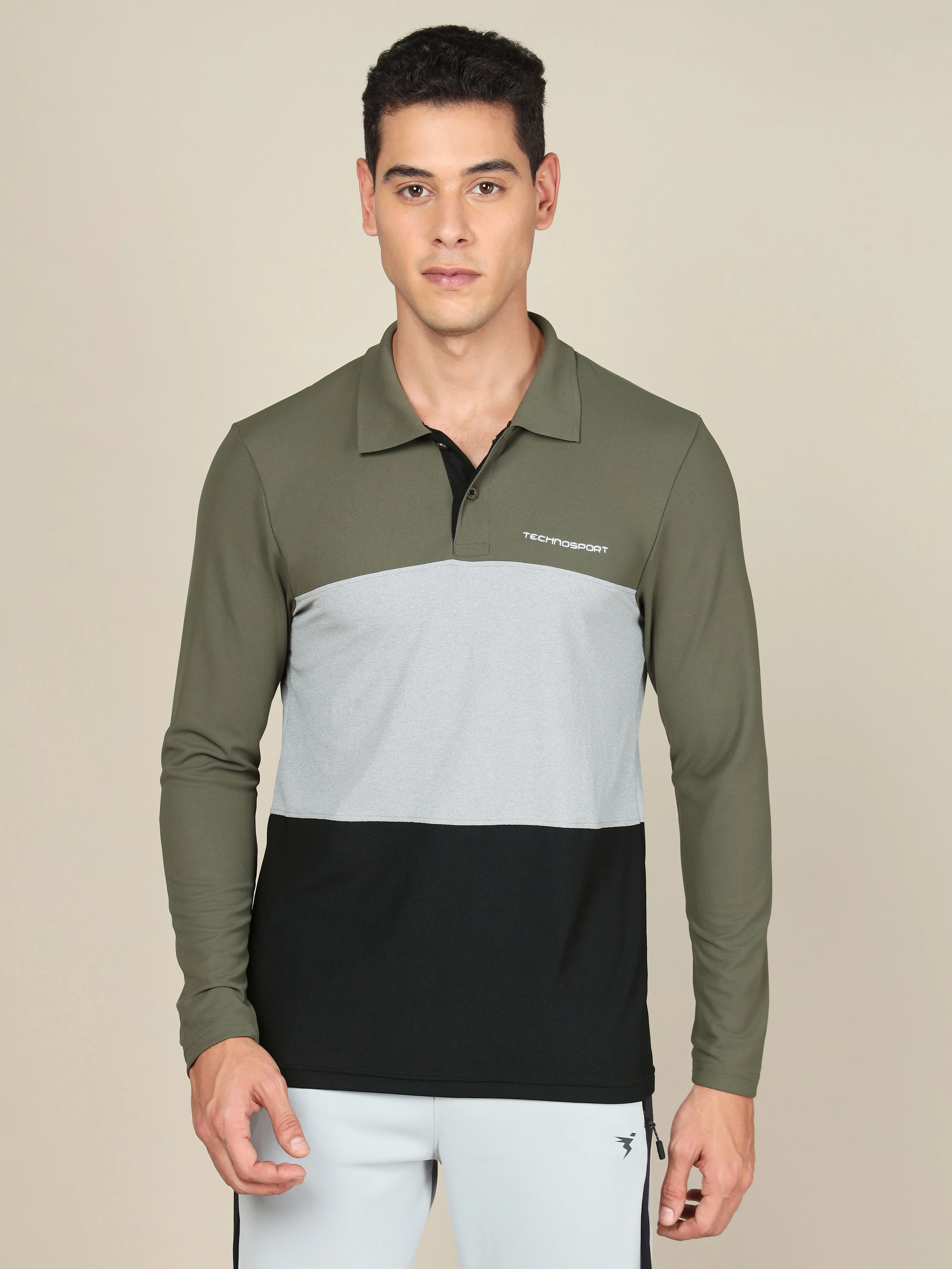 Men Solid Slim Fit Polo T-shirt with MATPIQ - Image 3