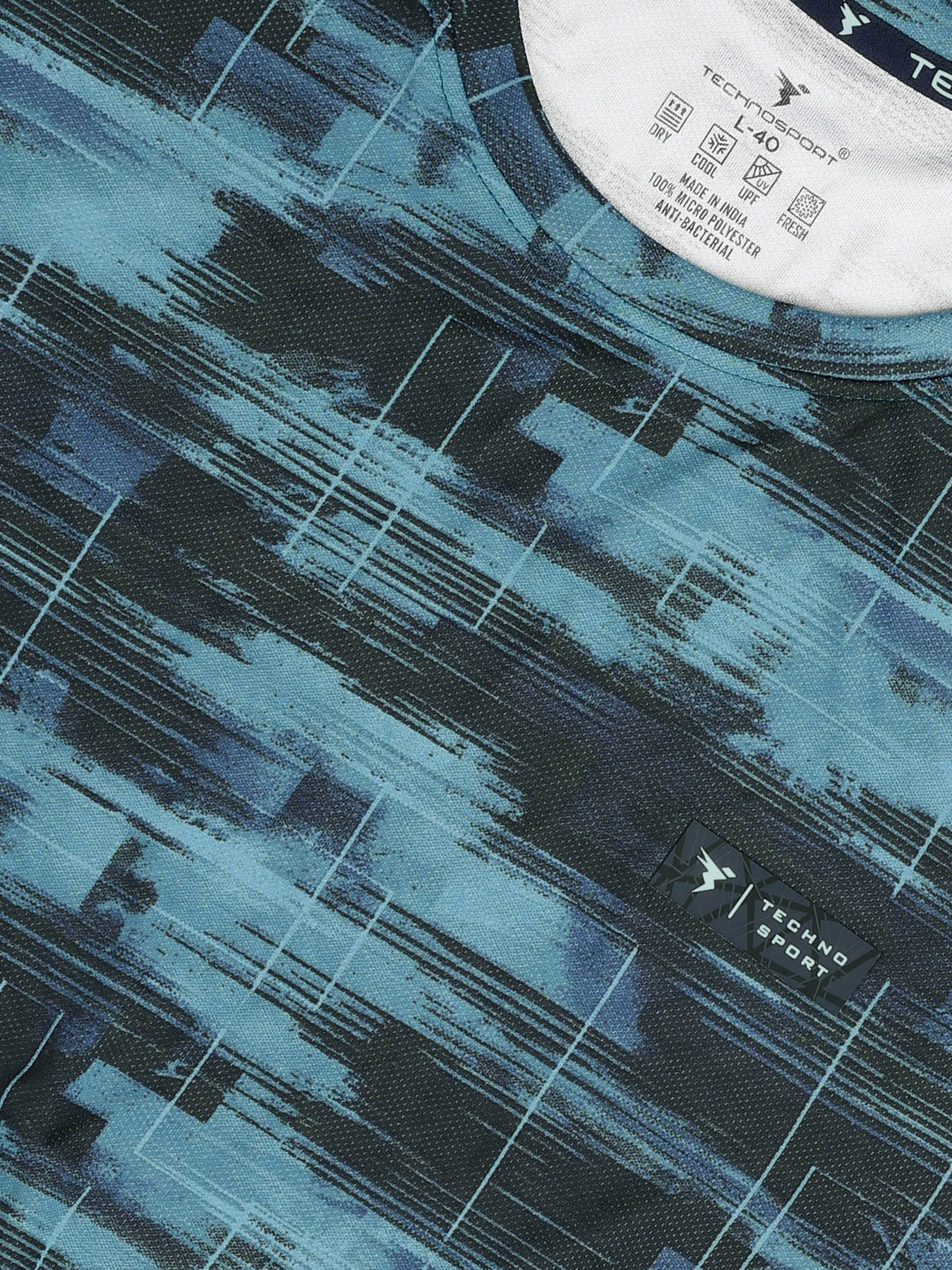 Men Abstract Print Slim Fit Crew Neck T-shirt with TECHNO COOL+ - Image 7