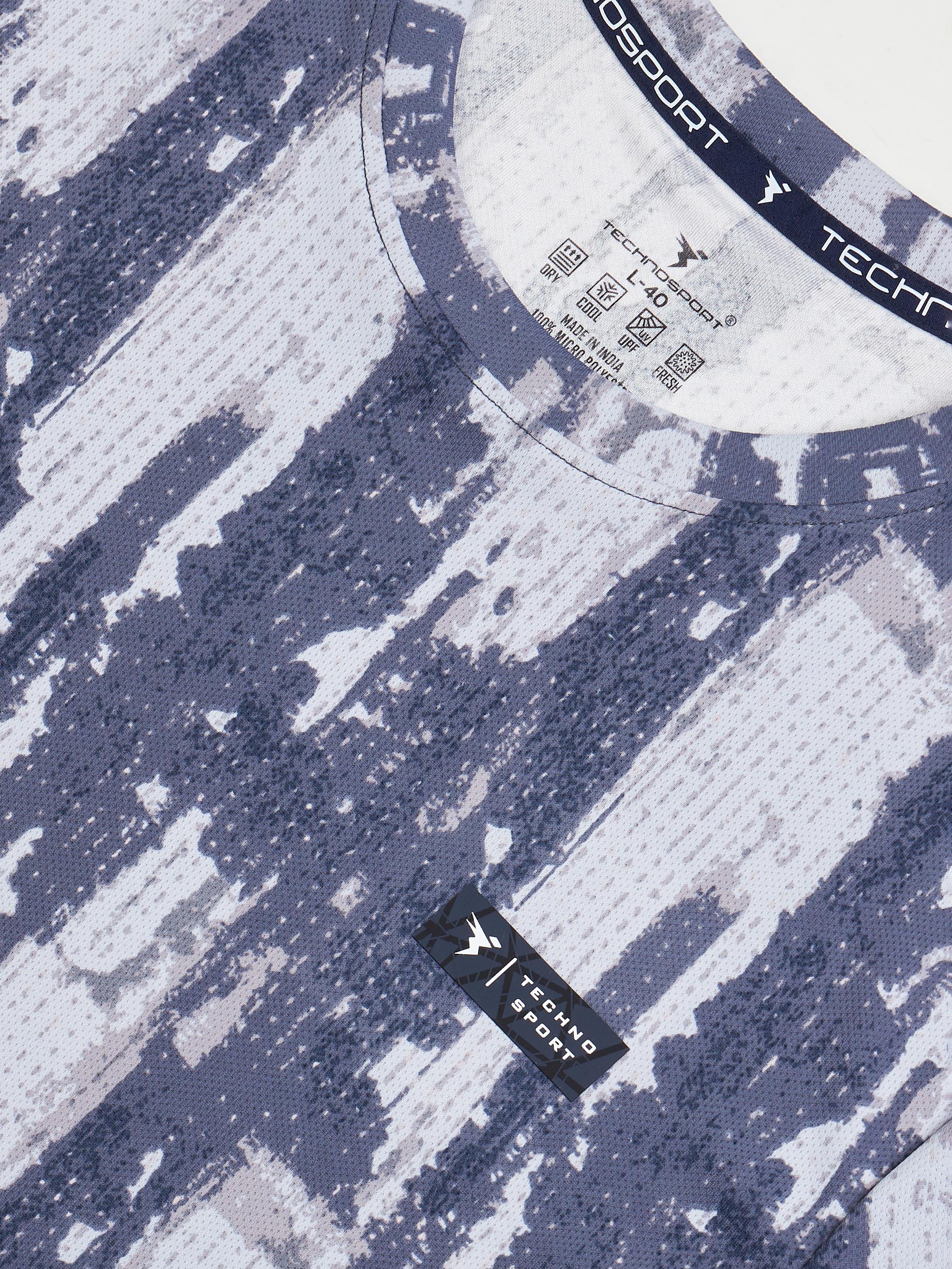 Men Abstract Print Slim Fit Crew Neck T-shirt with TECHNO COOL+ - Image 7