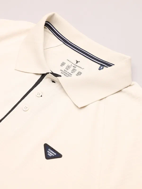 Men Self Design Slim Fit Polo T-shirt with MATPIQ - Image 9