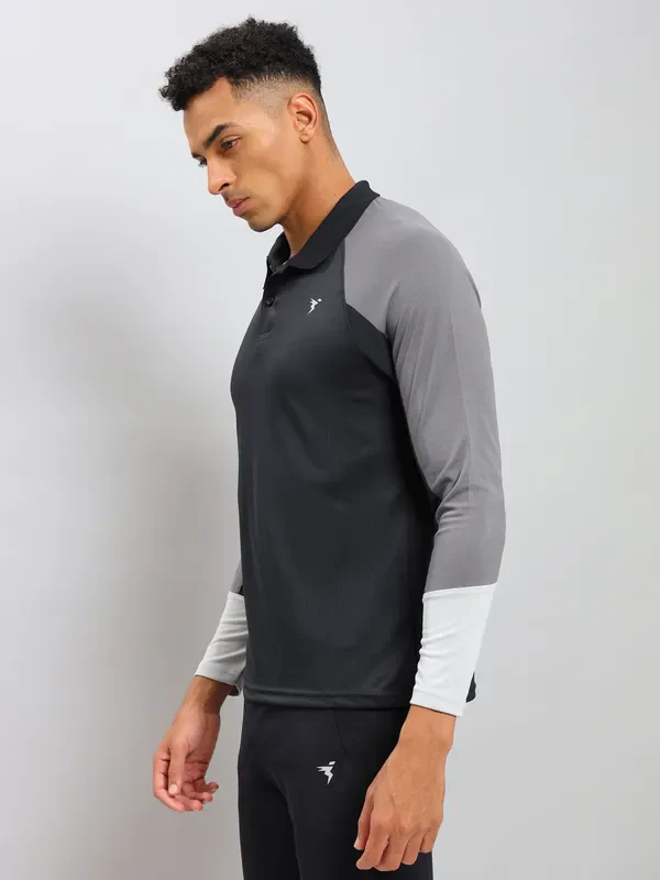 Men Colorblock Slim Fit Polo T-shirt with TECHNO COOL+ - Image 4
