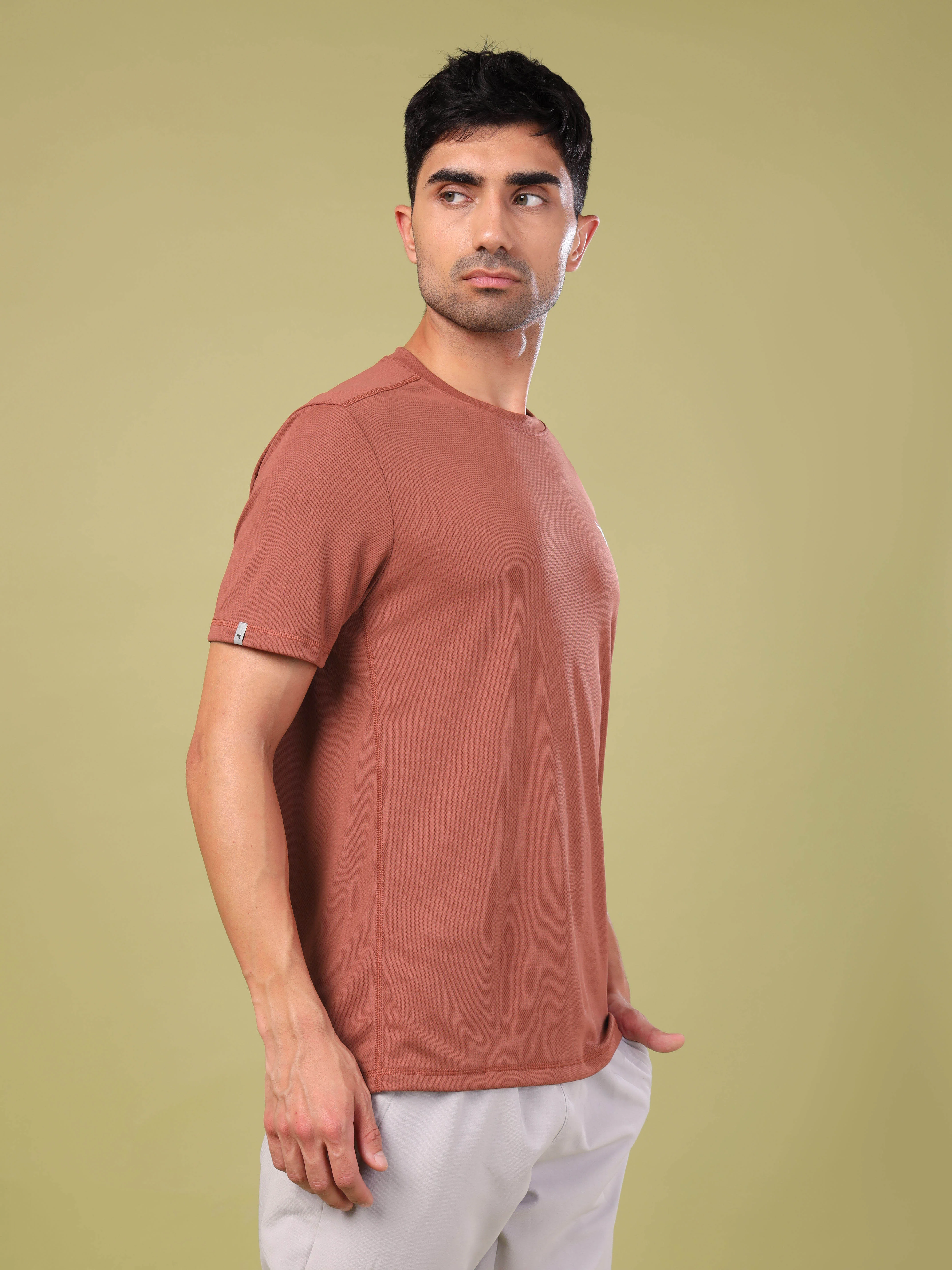 Men Solid Slim Fit Crew Neck T-shirt with TECHNO COOL+ - Image 4