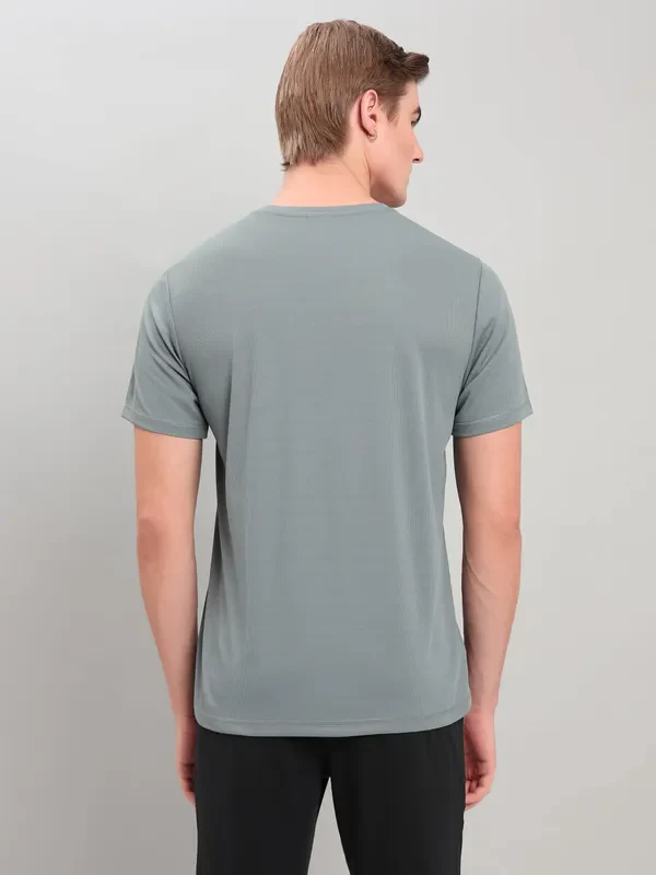 Men Solid Slim Fit Crew Neck T-shirt with TECHNO COOL+ - Image 2