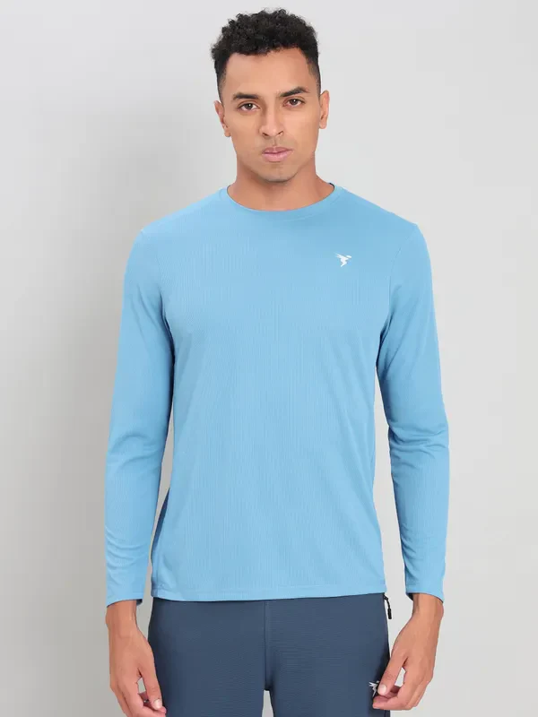 Men Solid Slim Fit Crew Neck T-shirt with TECHNO COOL+ - Image 2