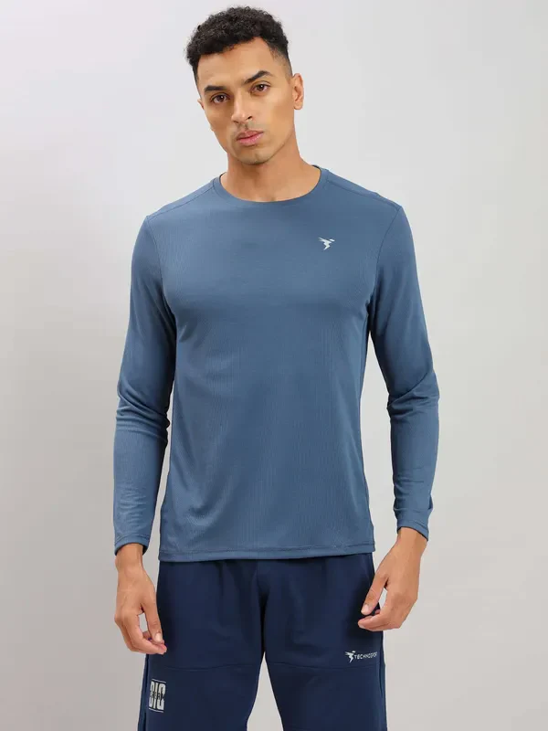 Men Solid Slim Fit Crew Neck T-shirt with TECHNO COOL+ - Image 3