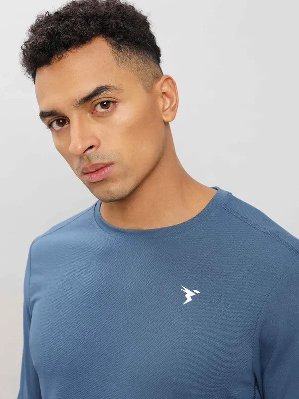Men Solid Slim Fit Crew Neck T-shirt with TECHNO COOL+ - Image 6
