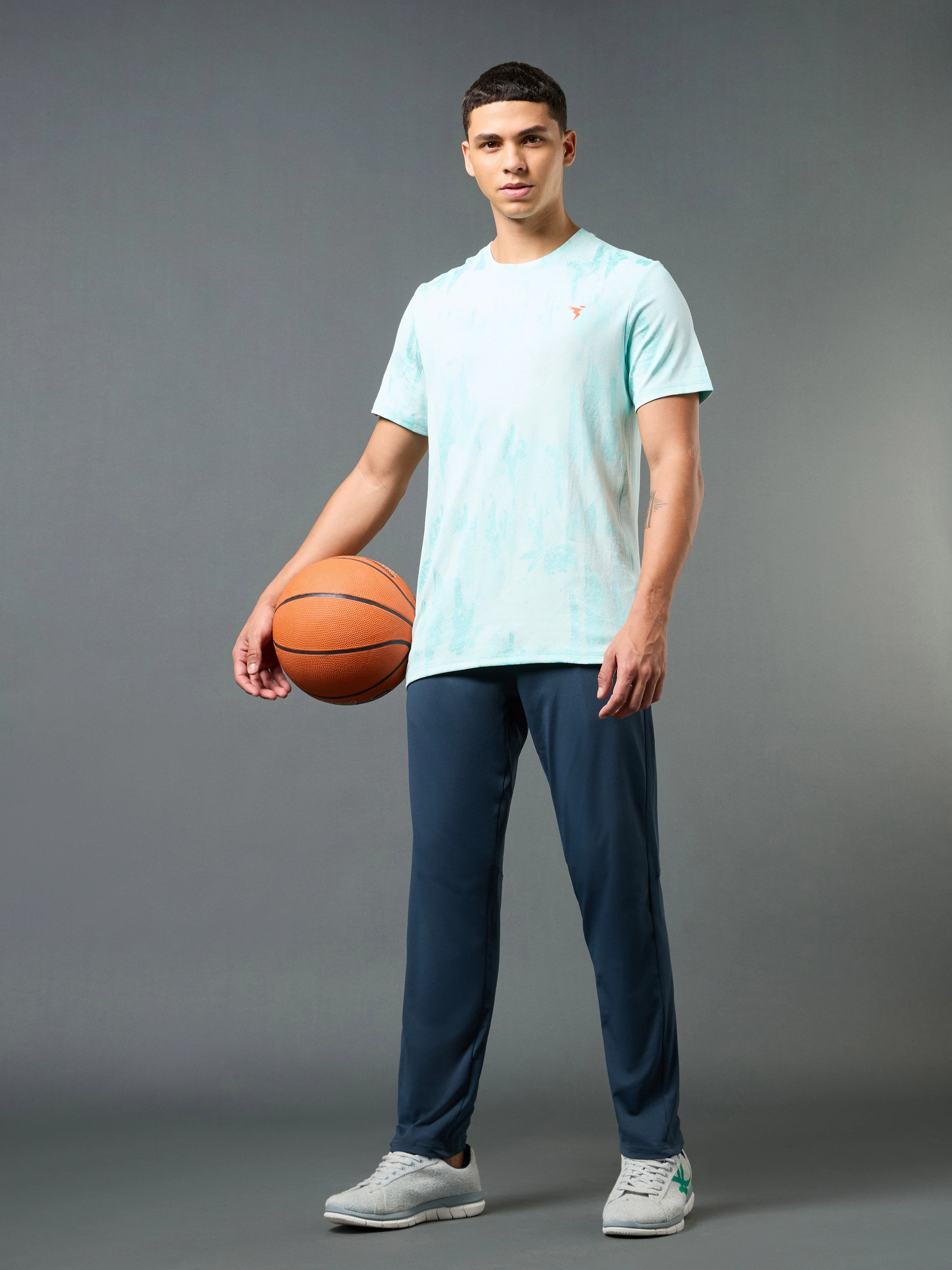 Men Jacquard Slim Fit Crew Neck T-shirt with DOUBLE COOL - Image 4