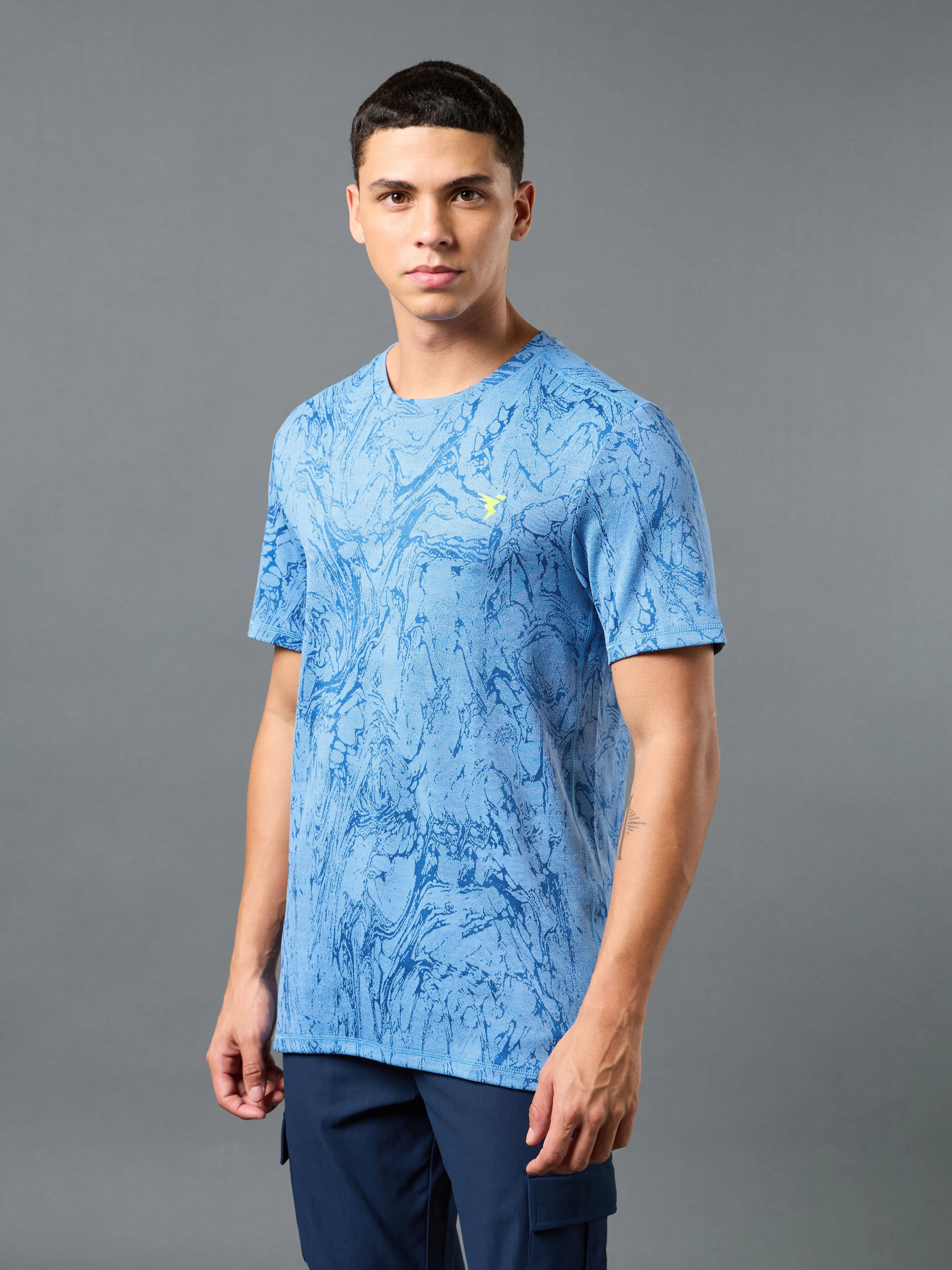 Men Jacquard Slim Fit Crew Neck T-shirt with DOUBLE COOL - Image 4