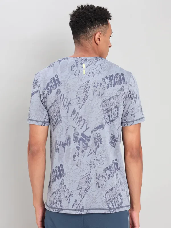 Men Jacquard Slim Fit Crew Neck T-shirt with DOUBLE COOL - Image 3