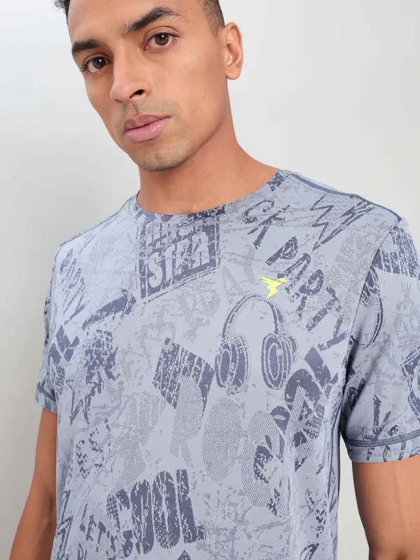 Men Jacquard Slim Fit Crew Neck T-shirt with DOUBLE COOL - Image 5