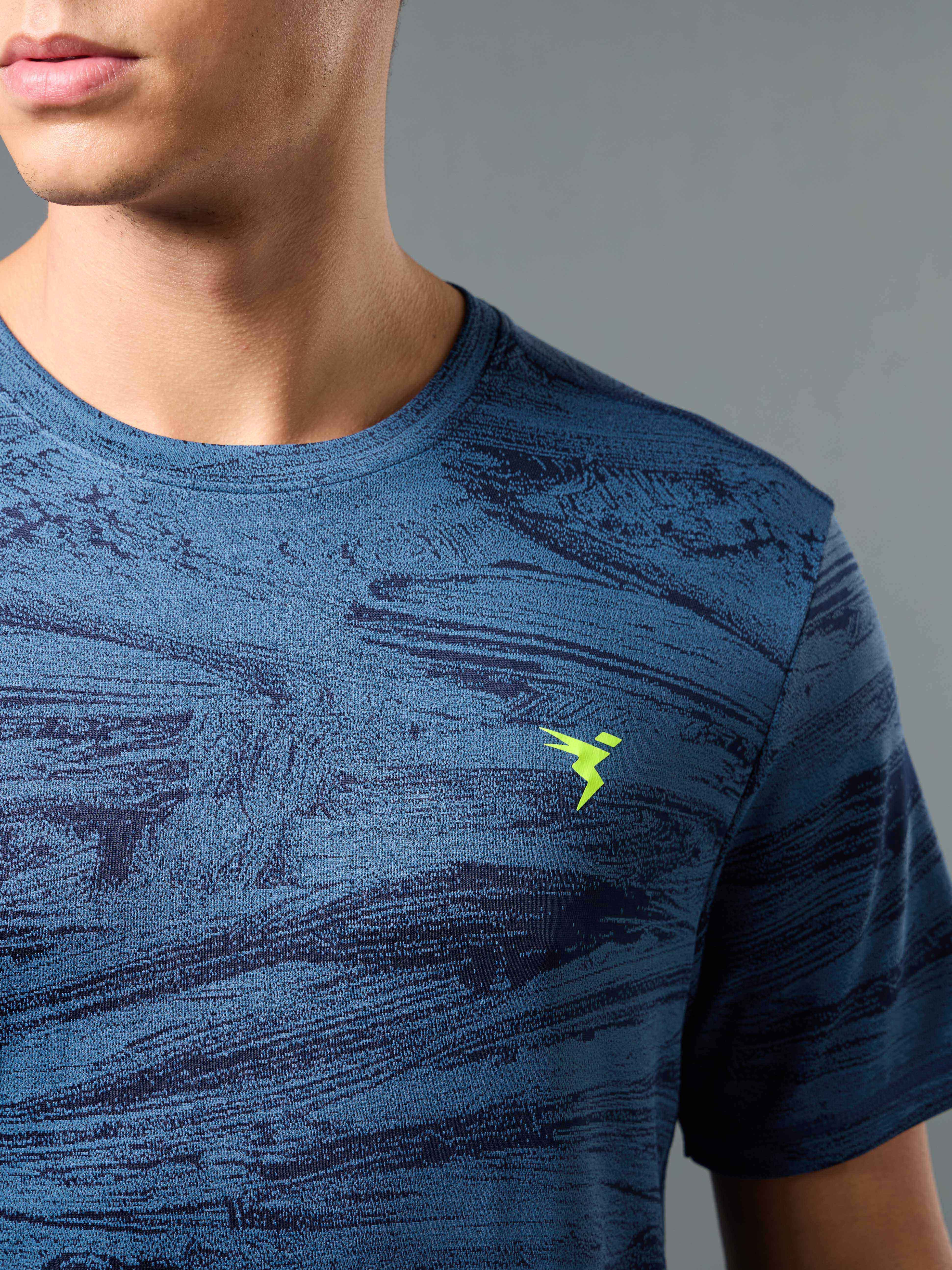 Men Jacquard Slim Fit Crew Neck T-shirt with DOUBLE COOL - Image 6