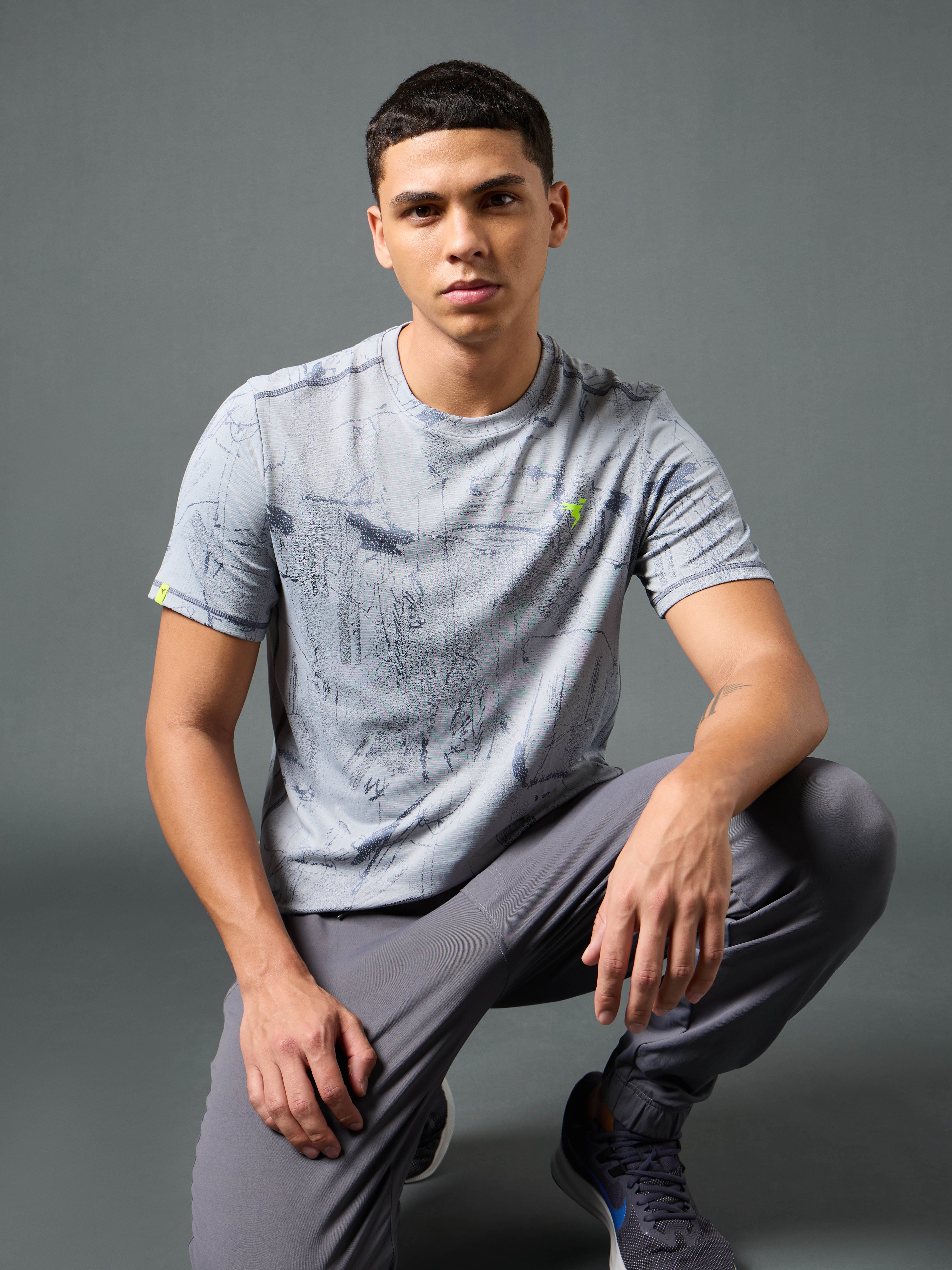 Men Jacquard Slim Fit Crew Neck T-shirt with DOUBLE COOL