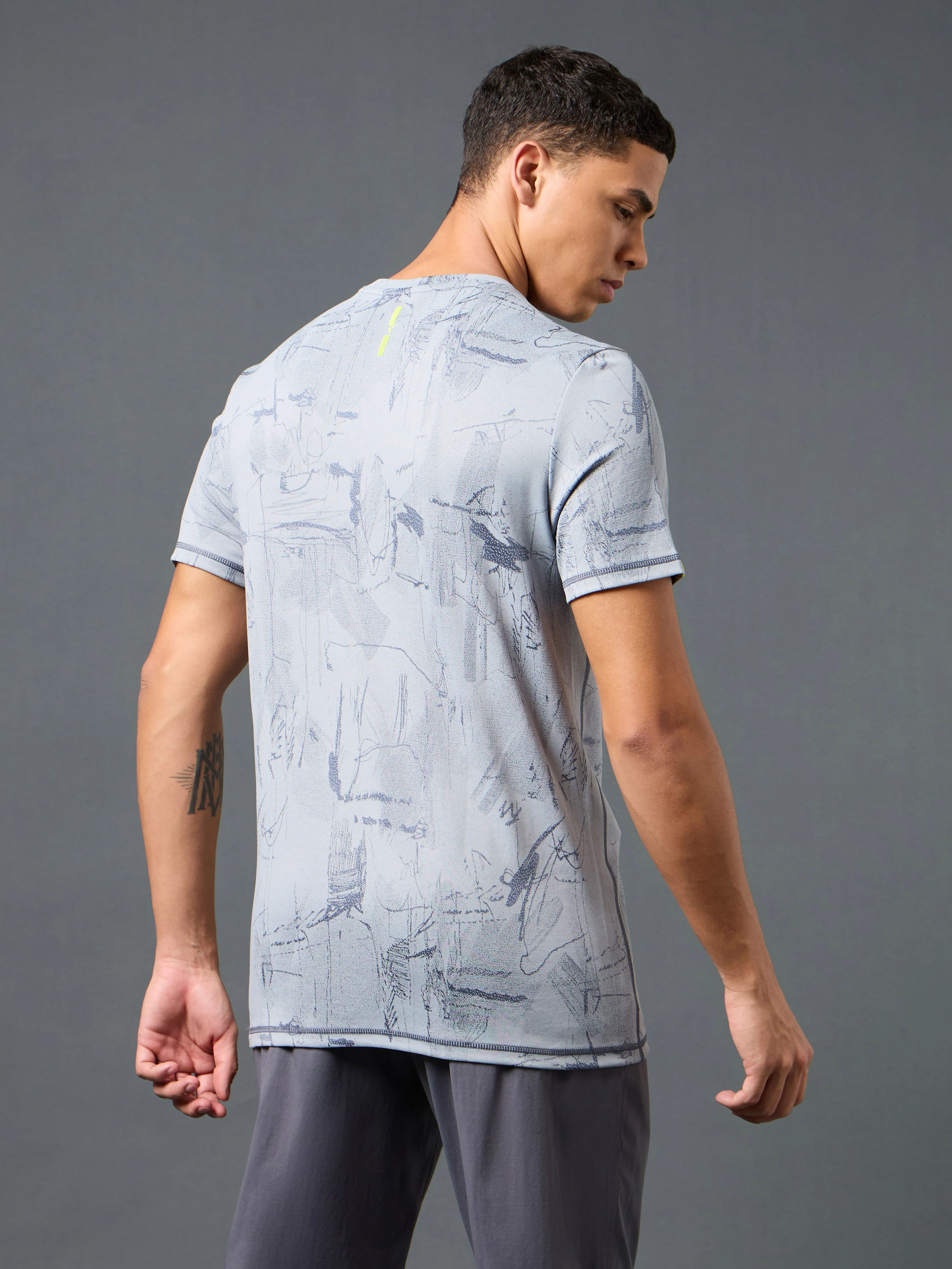 Men Jacquard Slim Fit Crew Neck T-shirt with DOUBLE COOL - Image 3