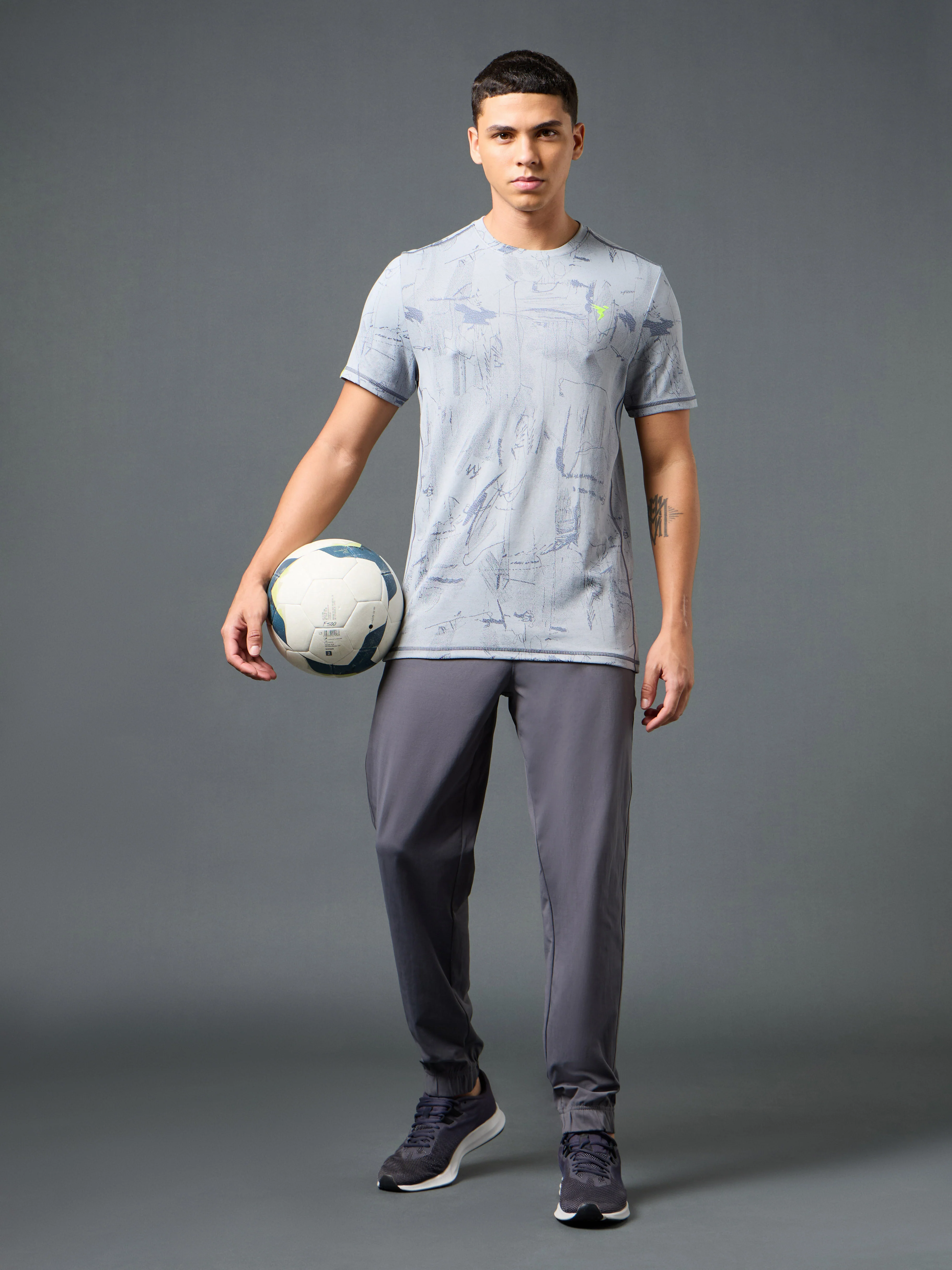 Men Jacquard Slim Fit Crew Neck T-shirt with DOUBLE COOL - Image 5