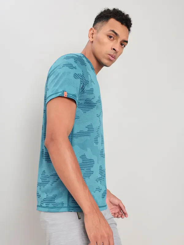 Men Jacquard Slim Fit Crew Neck T-shirt with DOUBLE COOL - Image 4