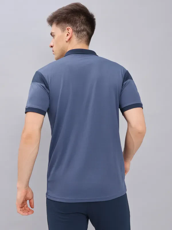 Men Colorblock Slim Fit Polo T-shirt with TECHNO DRY - Image 4
