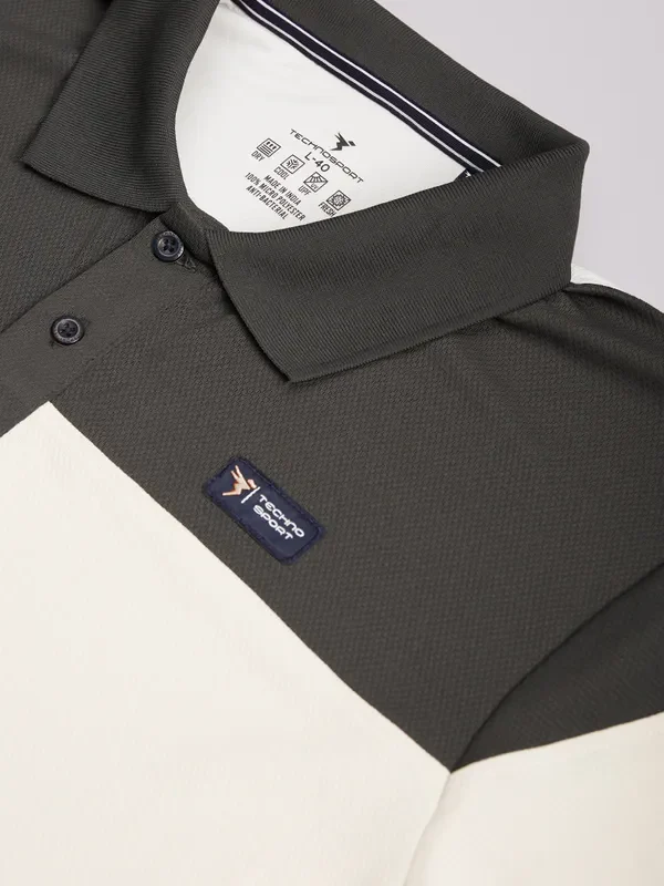 Men Colorblock Slim Fit Polo T-shirt with TECHNO DRY - Image 7