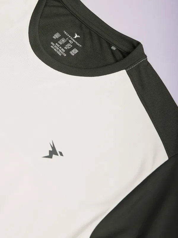 Men Colorblock Slim Fit Crew Neck T-shirt with TECHNO COOL+ - Image 8