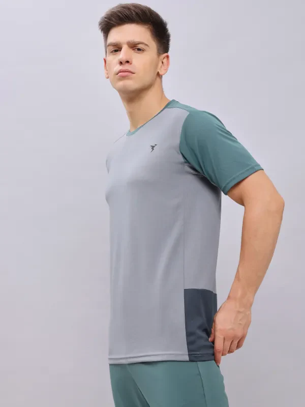 Men Colorblock Slim Fit Crew Neck T-shirt with TECHNO COOL+ - Image 2