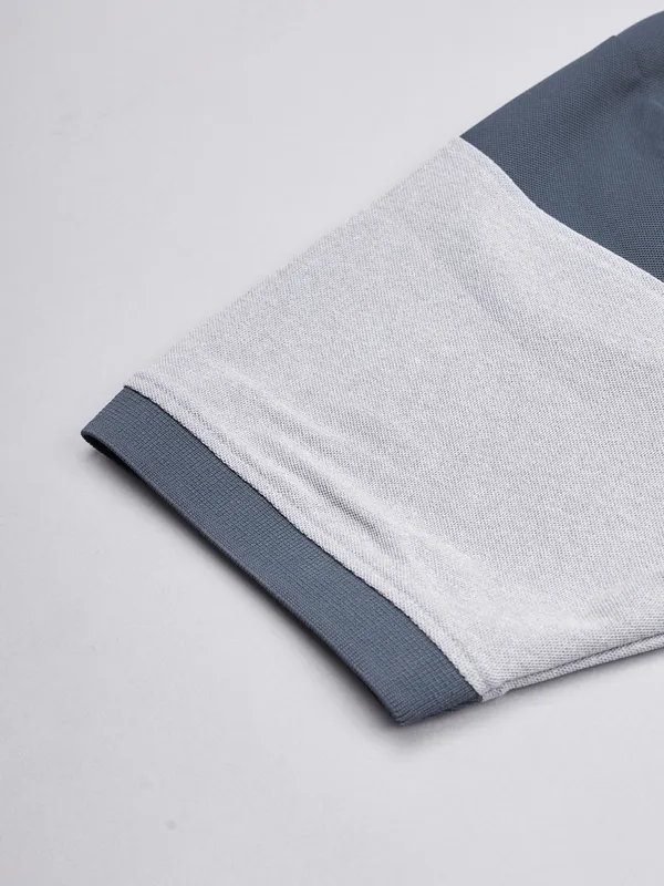 Men Colorblock Slim Fit Polo T-shirt with MATPIQ - Image 8