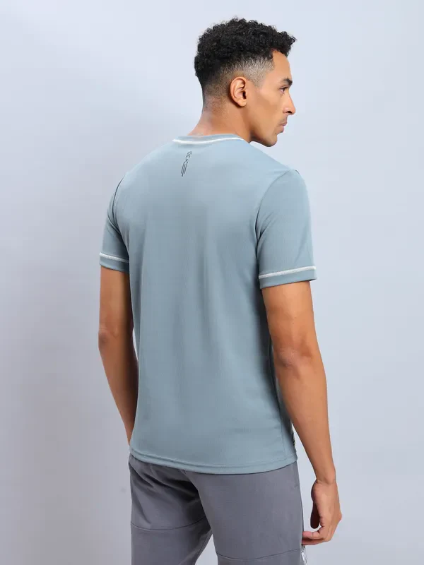 Men Solid Slim Fit V Neck T-shirt with TECHNO COOL+ - Image 3