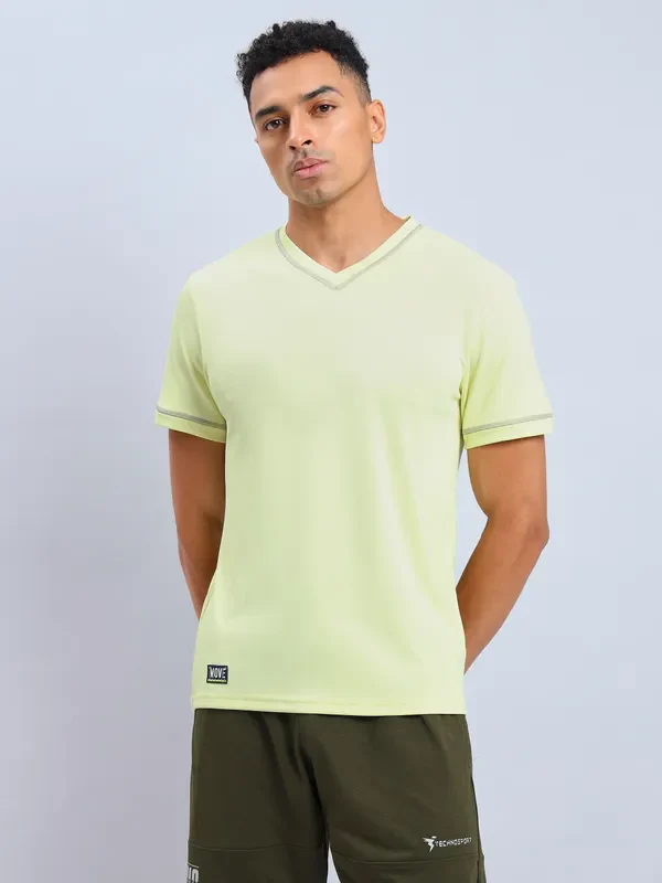 Men Solid Slim Fit V Neck T-shirt with TECHNO COOL+