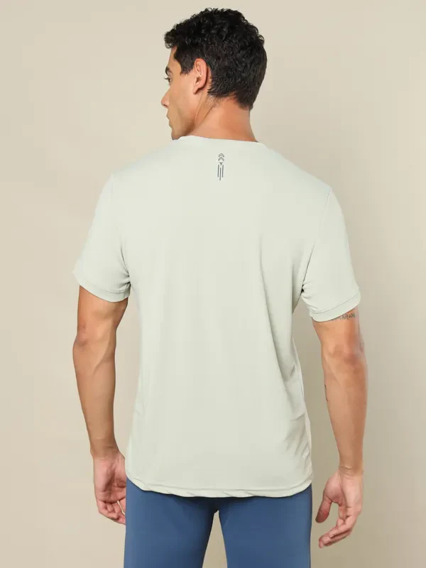 Men Printed Regular Fit Crew Neck T-shirt with TECHNO COOL+ - Image 2