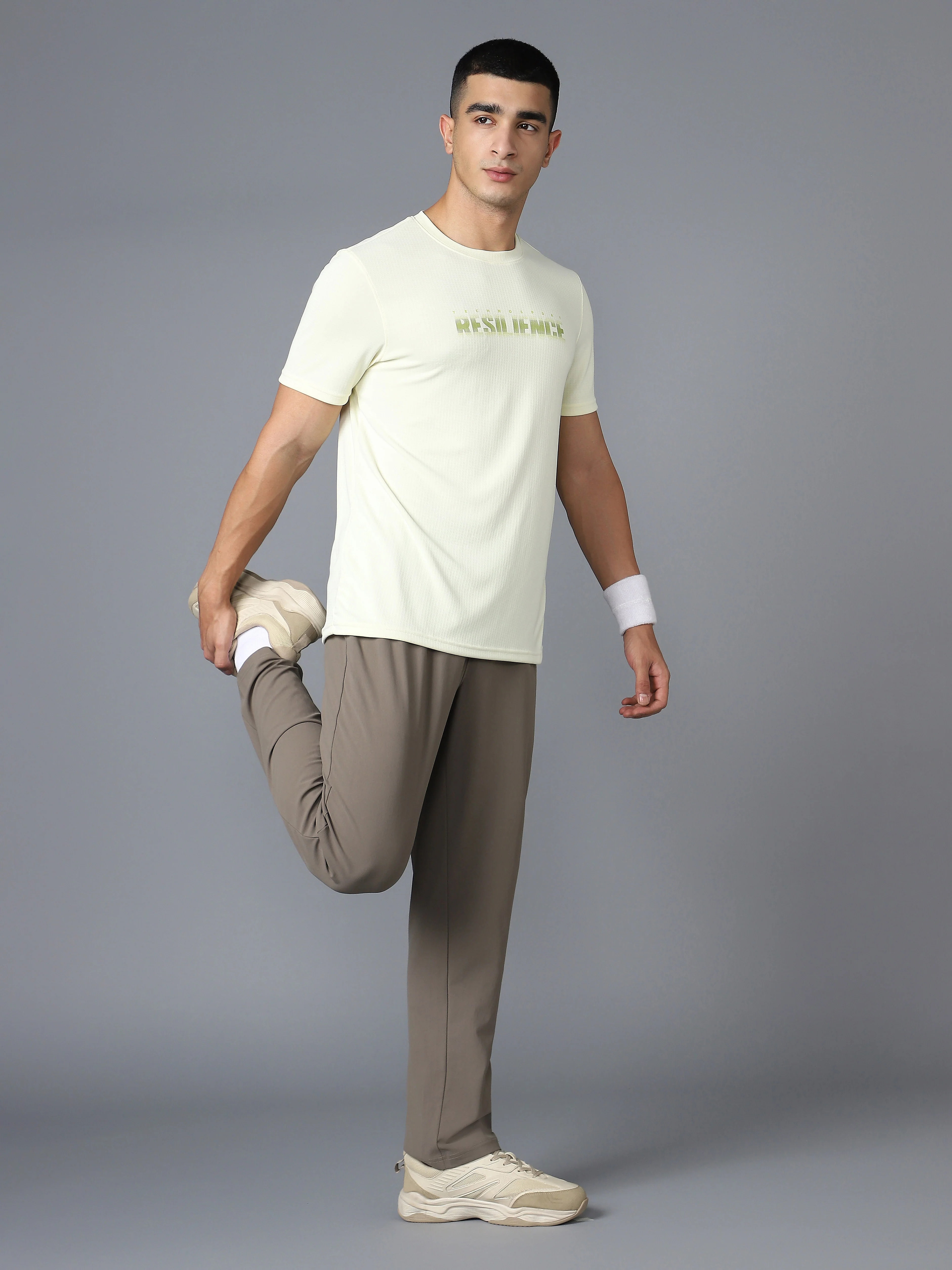 Men Printed Regular Fit Crew Neck T-shirt with TECHNO COOL+ - Image 4
