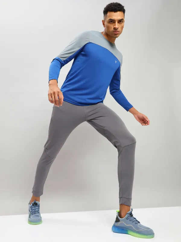 Men Colorblock Slim Fit Crew Neck T-shirt with TECHNO COOL+ - Image 3