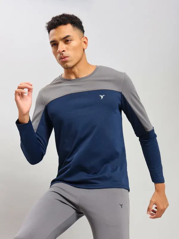 Men Colorblock Slim Fit Crew Neck T-shirt with TECHNO COOL+