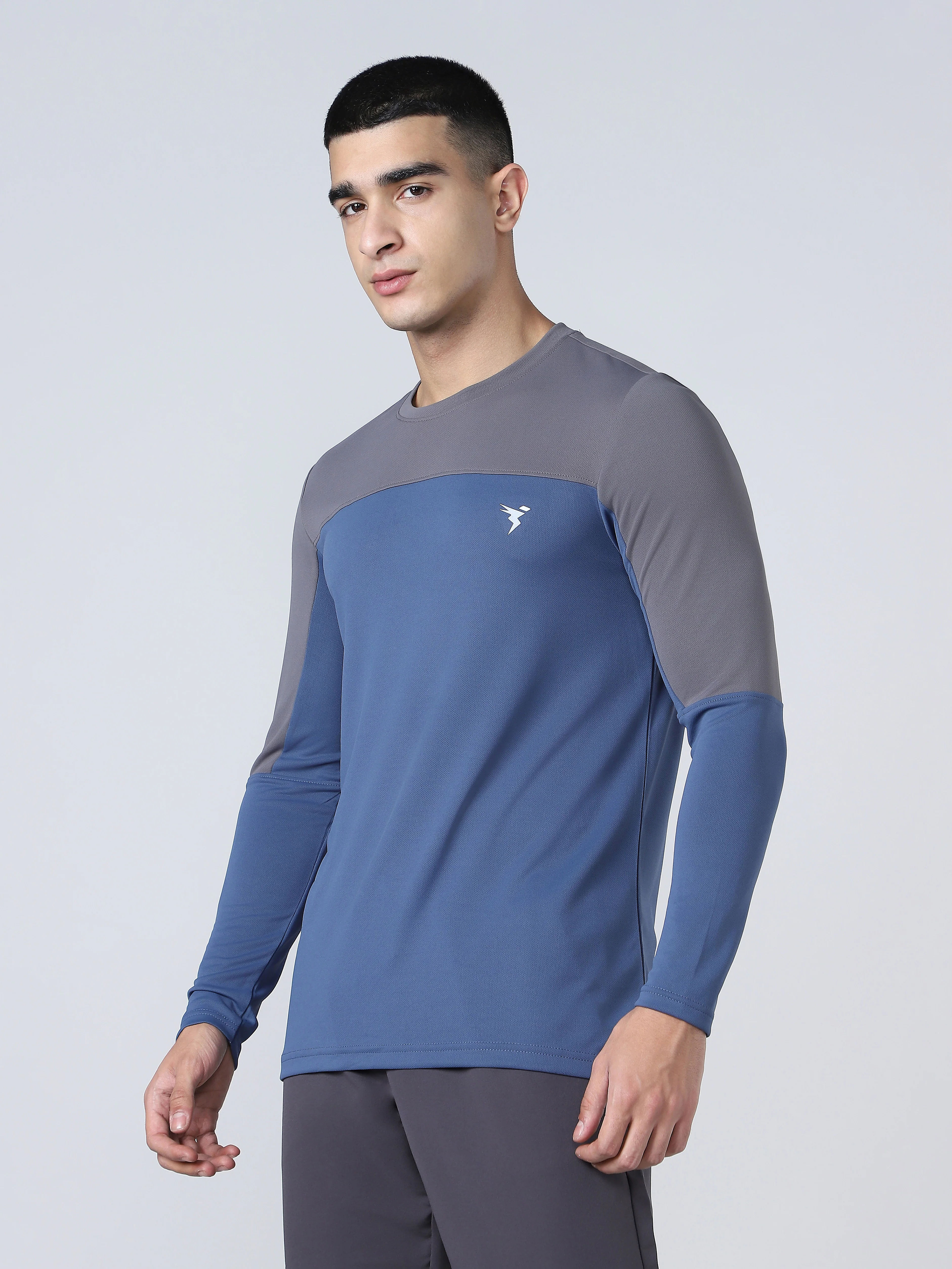 Men Colorblock Slim Fit Crew Neck T-shirt with TECHNO COOL+ - Image 3