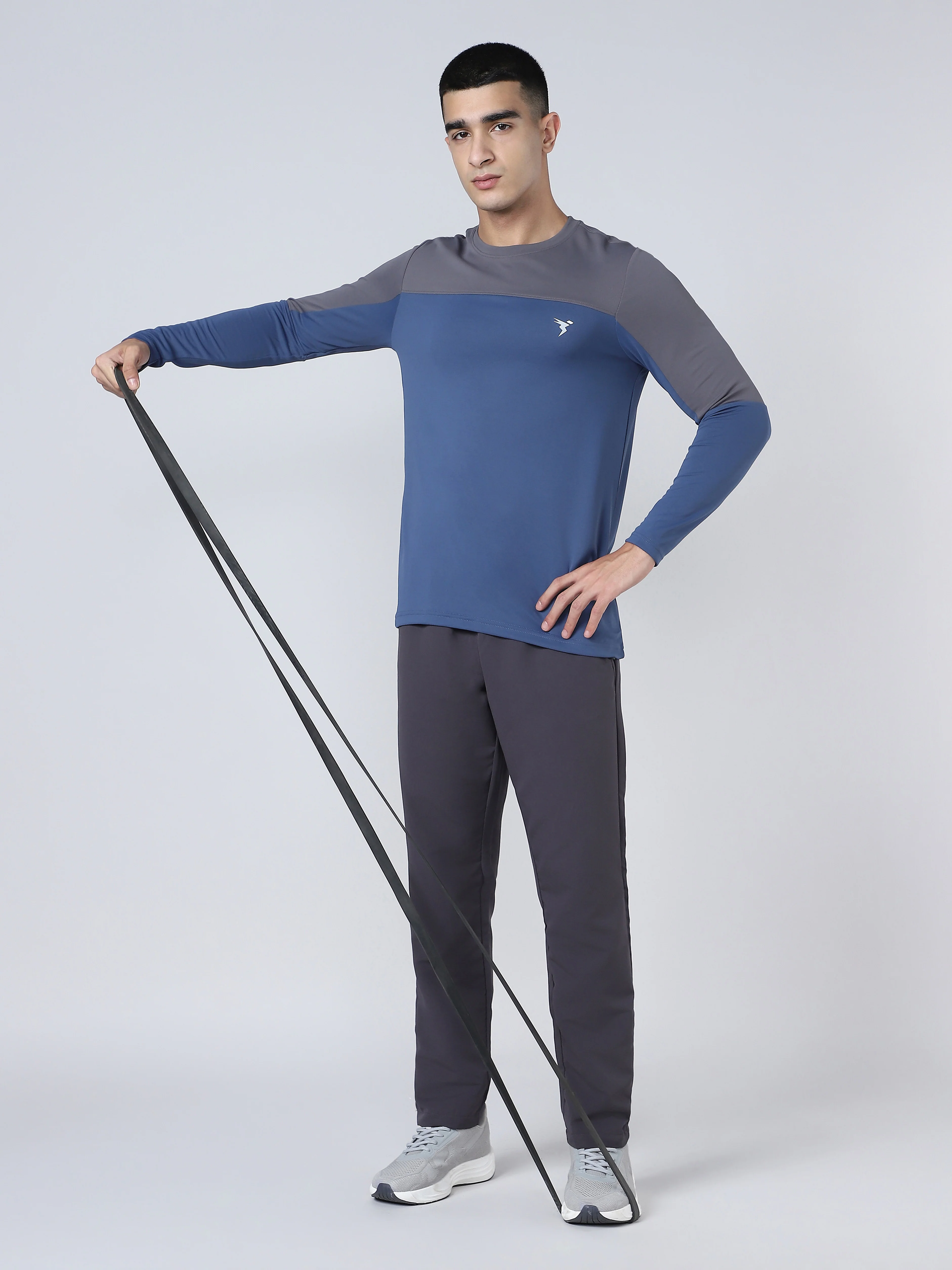 Men Colorblock Slim Fit Crew Neck T-shirt with TECHNO COOL+ - Image 5