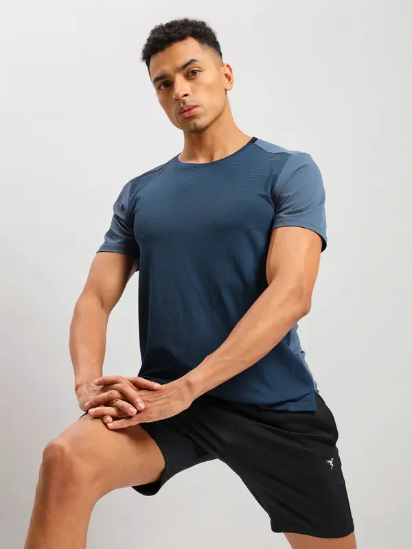 Men Solid Slim Fit Crew Neck T-shirt with ELASTO PLUS - Image 2
