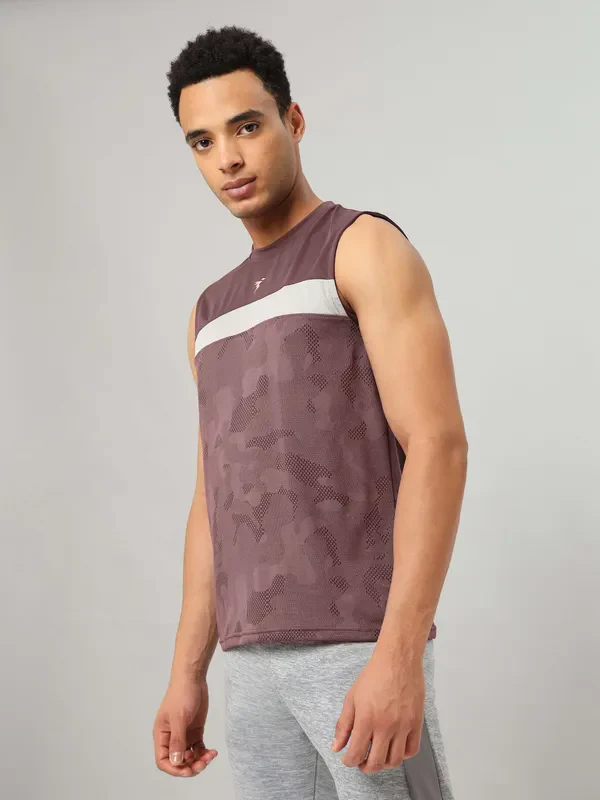 Men Jacquard Slim Fit Crew Neck Innerwear Vest with VENTMESH - Image 4