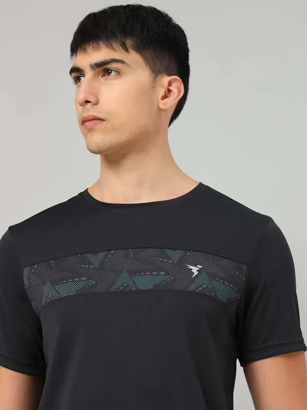 Men Printed Slim Fit Crew Neck T-shirt with TECHNO COOL+ - Image 5