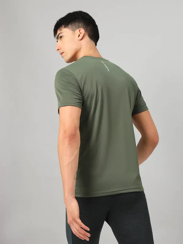 Men Printed Slim Fit Crew Neck T-shirt with TECHNO COOL+ - Image 2