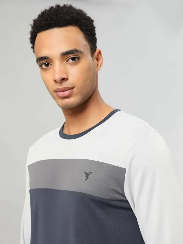 Men Colorblock Slim Fit Crew Neck T-shirt with MATPIQ - Image 7
