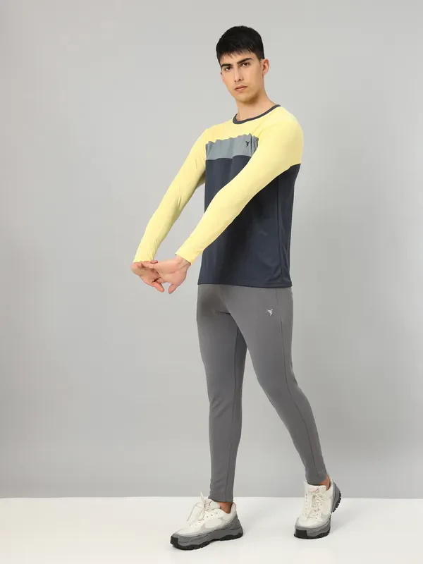 Men Colorblock Slim Fit Crew Neck T-shirt with MATPIQ - Image 5