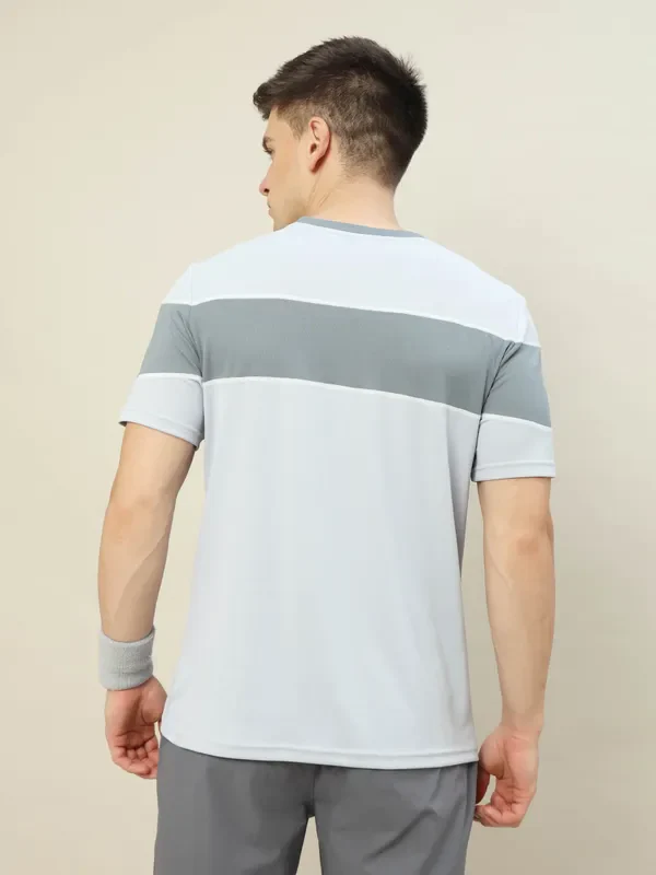 Men Colorblock Slim Fit Crew Neck T-shirt with TECHNO COOL+ - Image 4