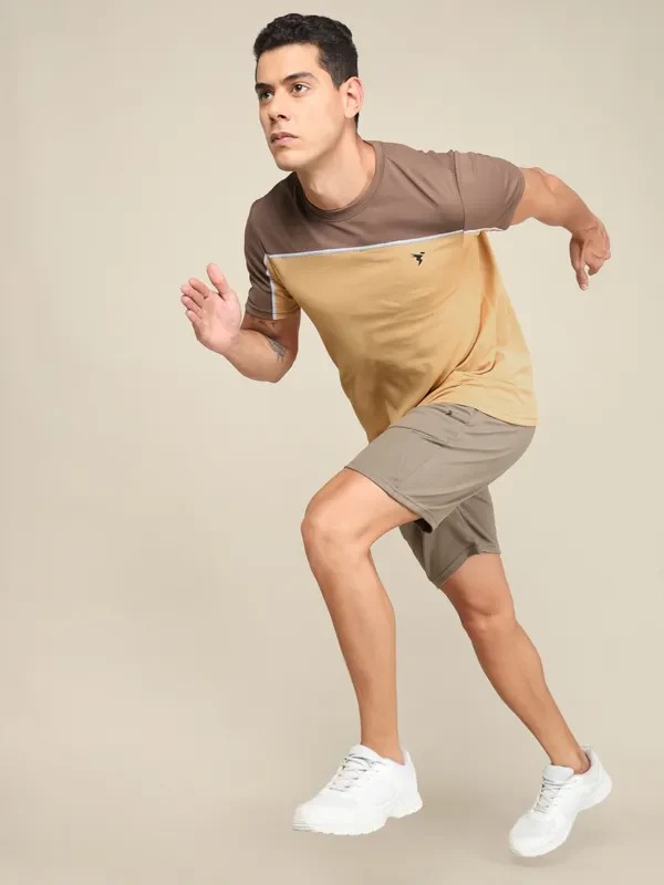 Men Colorblock Slim Fit Crew Neck T-shirt with TECHNO COOL+ - Image 4