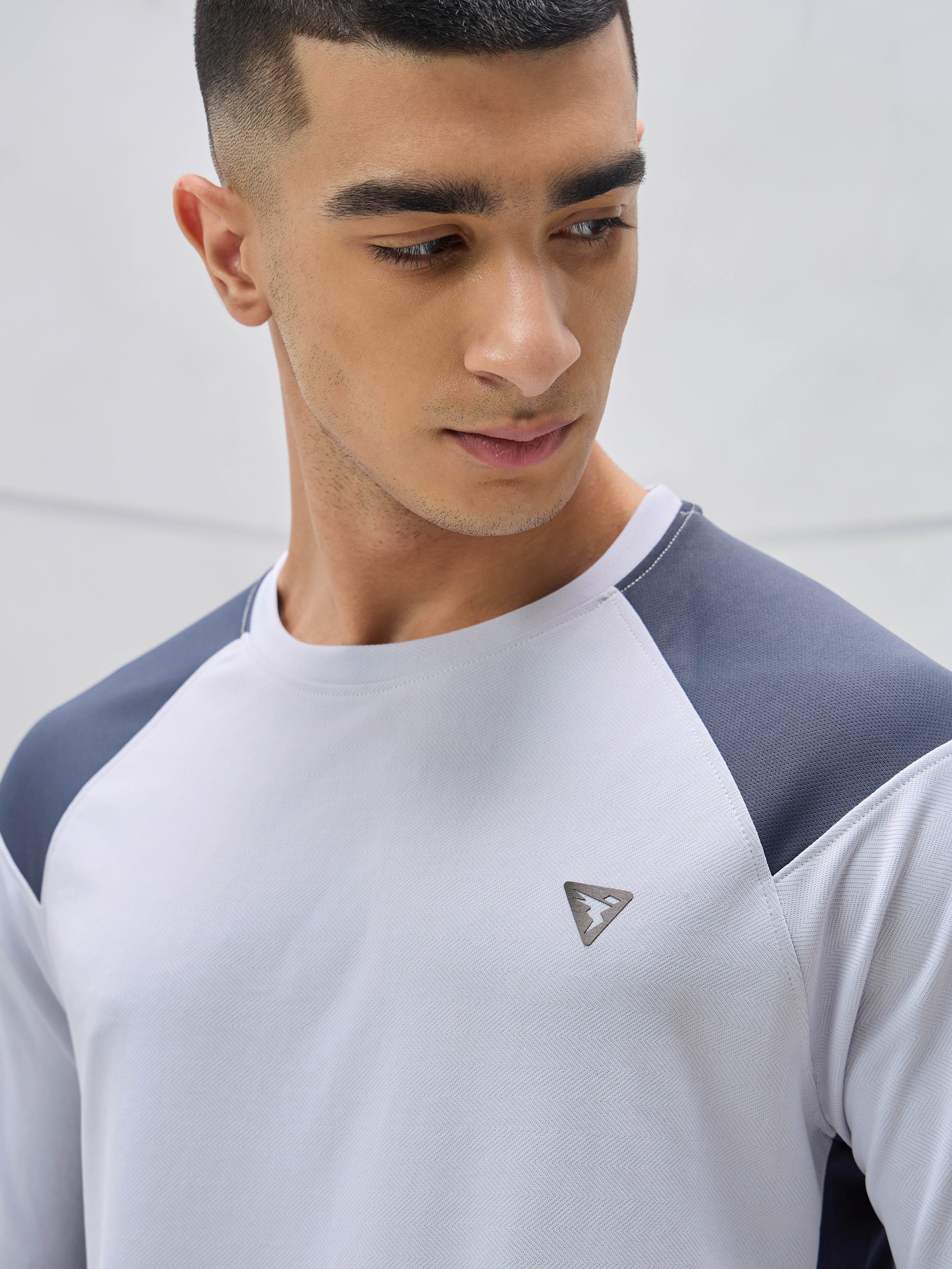 Men Colorblock Slim Fit Crew Neck T-shirt with TECHNO COOL+ - Image 5