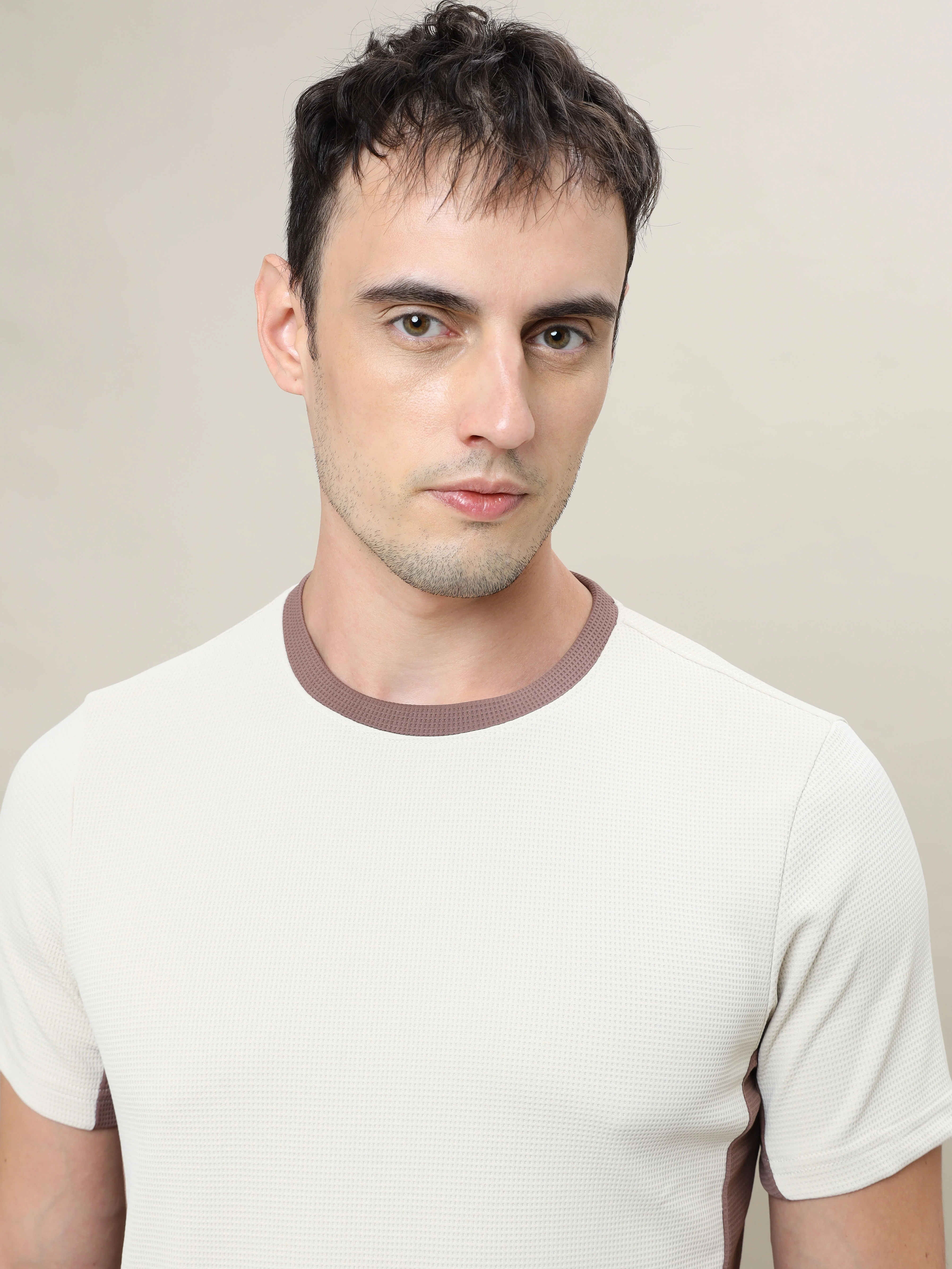 Men Colorblock Slim Fit Crew Neck T-shirt with TECHNO COOL+ - Image 5