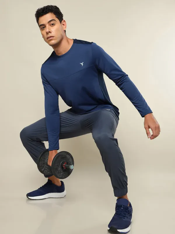 Men Colorblock Slim Fit Crew Neck T-shirt with TECHNO COOL+ - Image 2