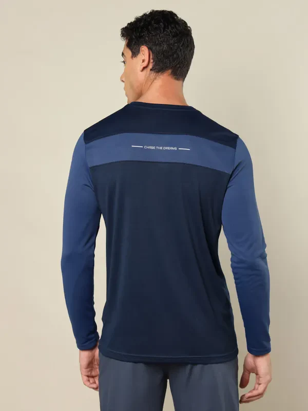 Men Colorblock Slim Fit Crew Neck T-shirt with TECHNO COOL+ - Image 4